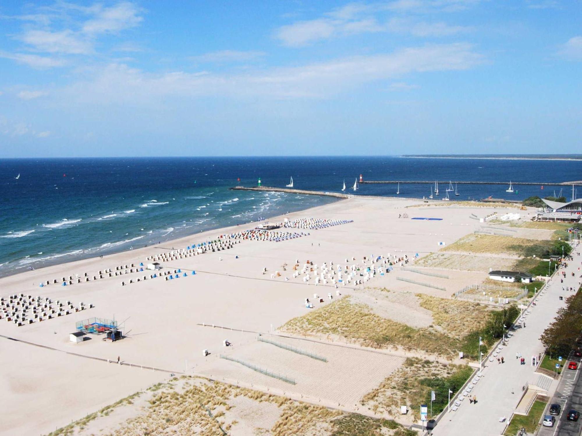 Ferienwohnung Warnemuende Am Kurpark ロストック エクステリア 写真